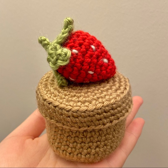 Crochet Mini Storage Box - Picture 2 of 3
